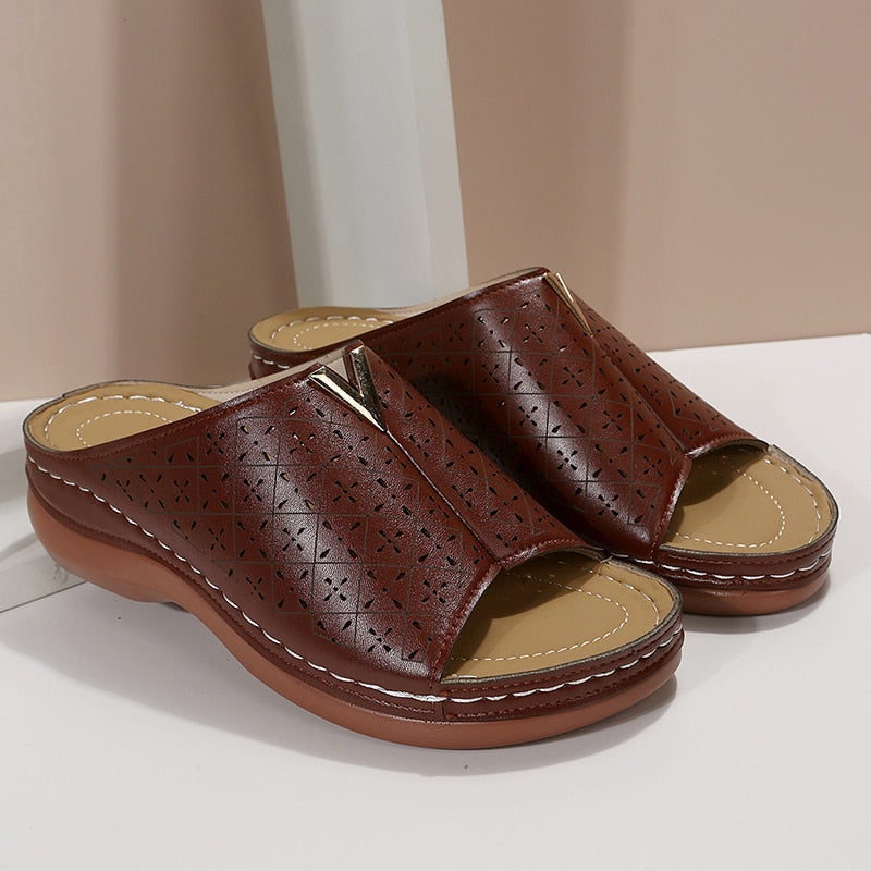 FashionMetalDeco - Orthopedic Wedge Sandals