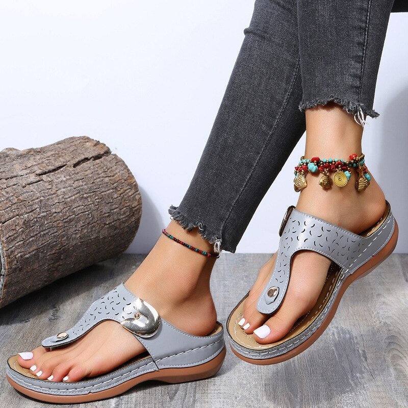 TrendySteps - Solid Pu Gladiator Flip Flops