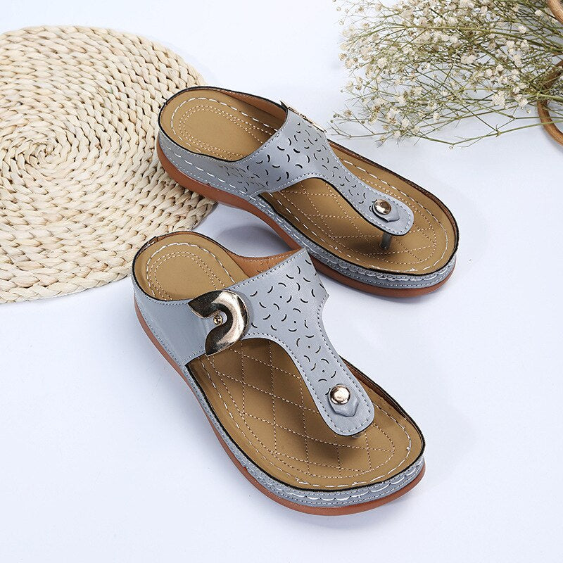 TrendySteps - Solid Pu Gladiator Flip Flops
