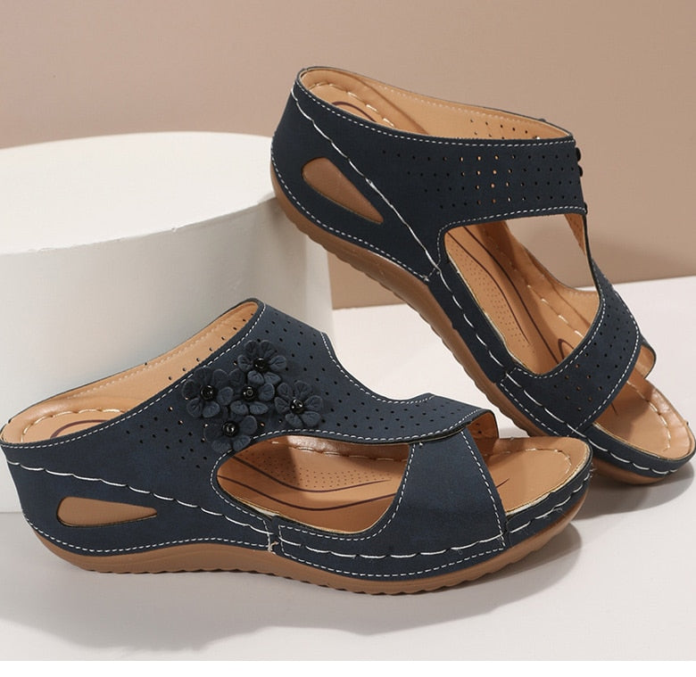 HeeledRetro - Slip On Orthopedic Sandals