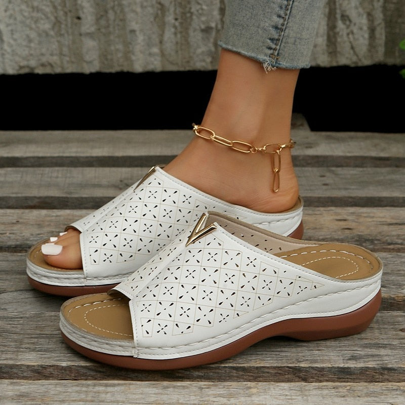FashionMetalDeco - Orthopedic Wedge Sandals