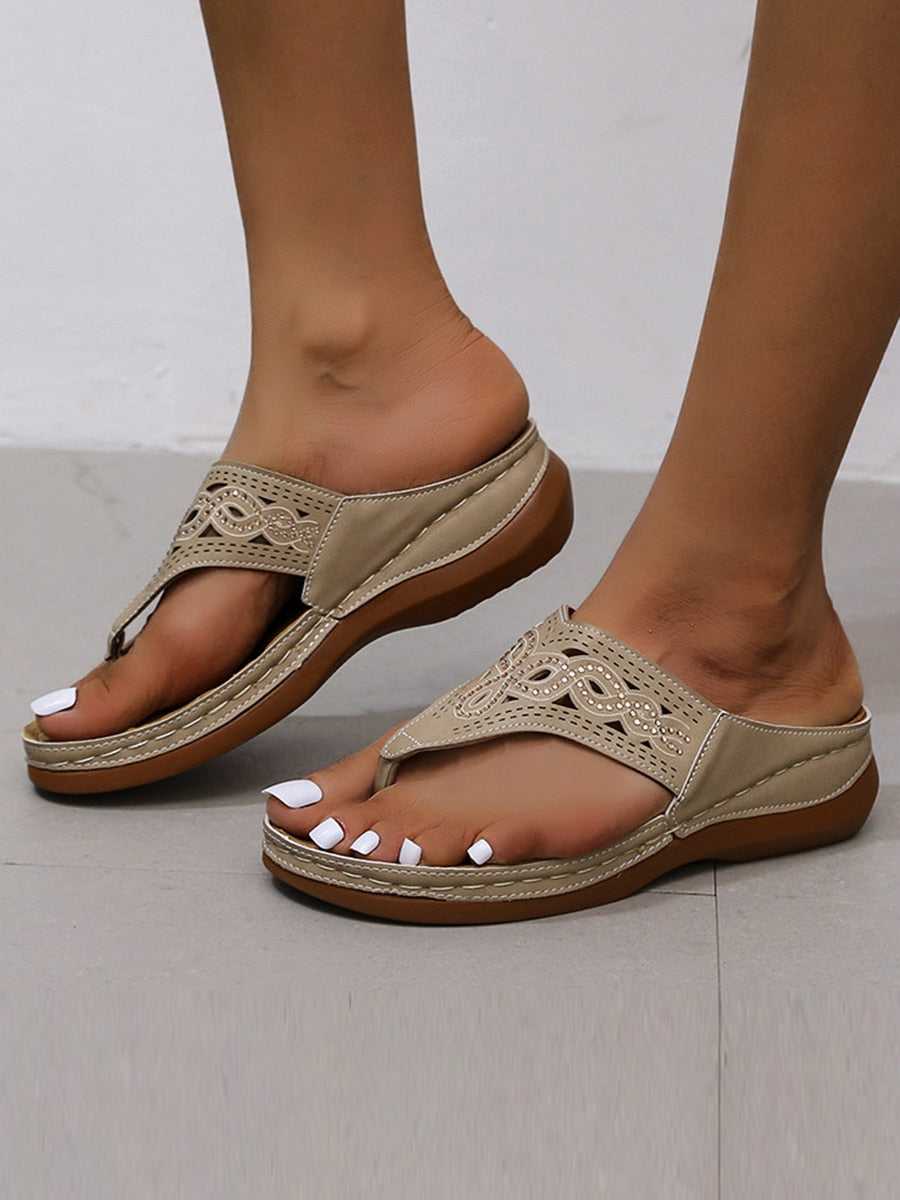 RhinestoneGlow - Hollow Platform Flip flops