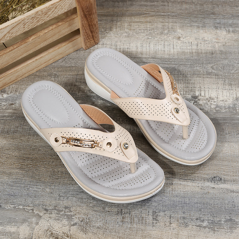 ShineSway - Metal Button Beach Flip Flops