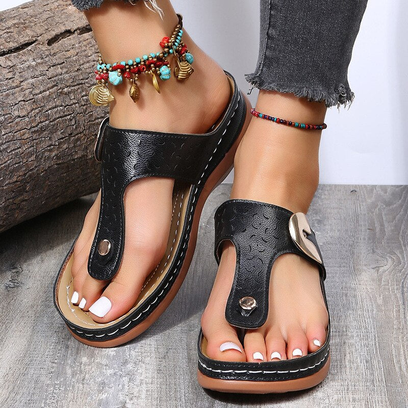 TrendySteps - Solid Pu Gladiator Flip Flops