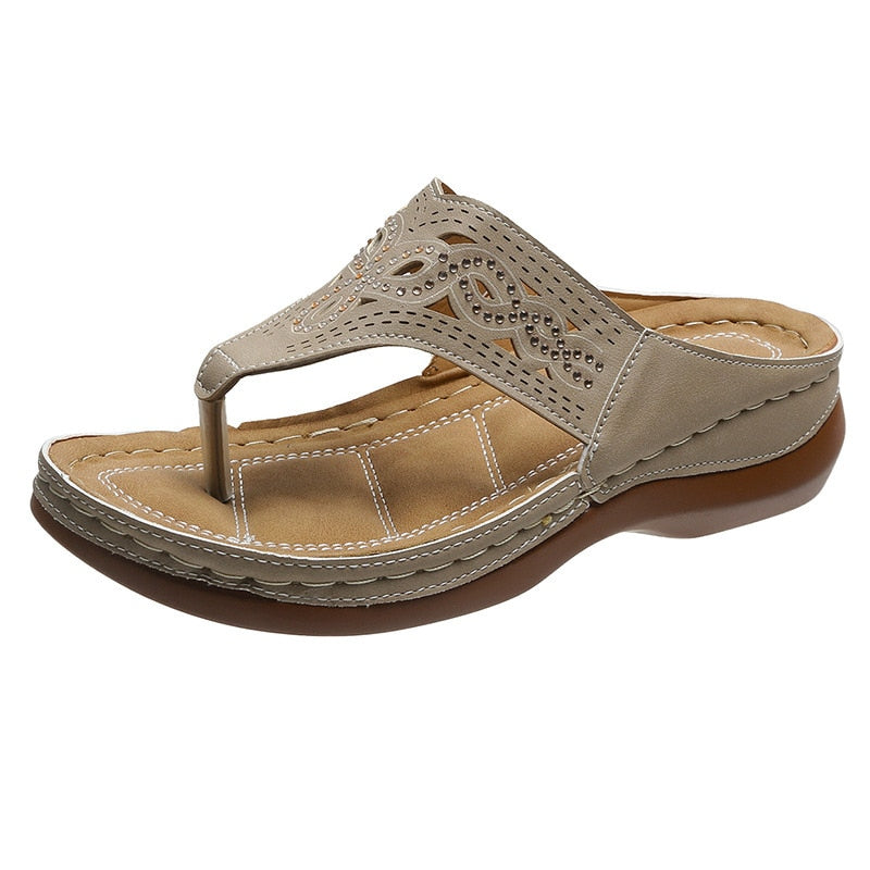 RhinestoneGlow - Hollow Platform Flip flops
