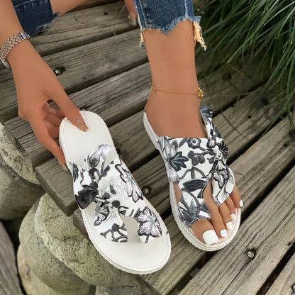 PetalPace - Flower Clip Toe Flip Flops