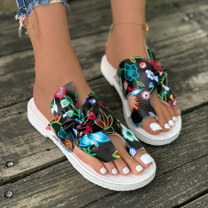 PetalPace - Flower Clip Toe Flip Flops